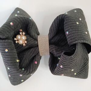 Chic Black Hair Bow with Pearl Cluster